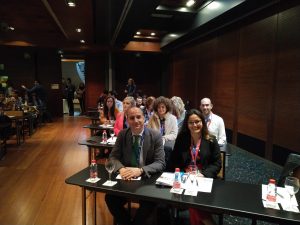 Directores y docentes de CESUR Murcia participando en el I networking AJE FPDUAL