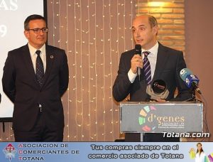 Delegado del Gobierno en Murcia y D. José Tomás Candel, director de CESUR. Gala DGENES