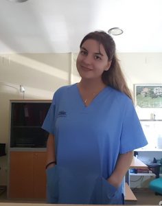 “Los comienzos siempre son difíciles, pero después todo viene solo” Elena Ramón. Promoción 2018 2020, Modalidad DUAL, TSIDMN, CESUR Murcia. Contratada en Hospital de Molina.